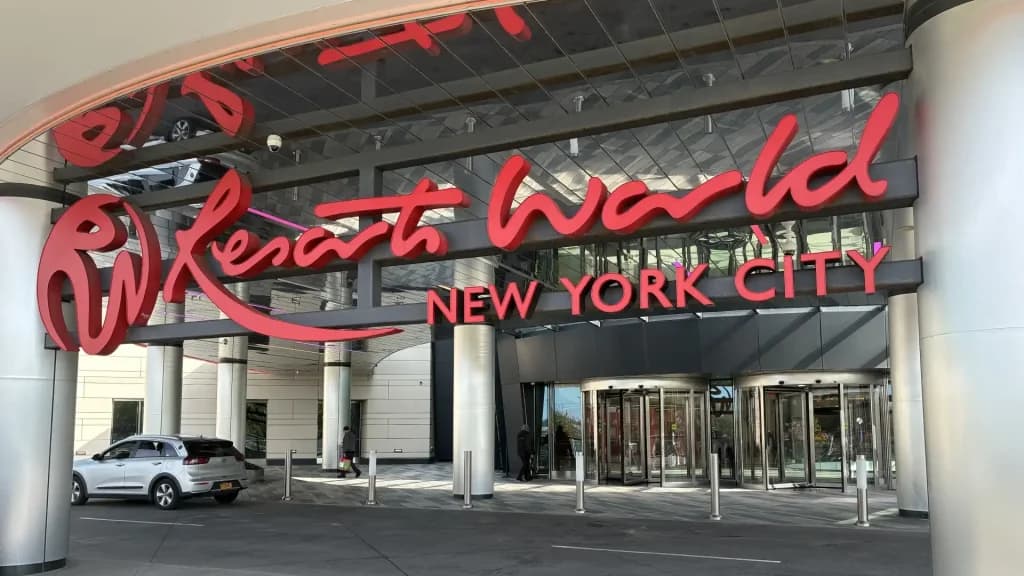Genting Malaysia borrowings rise 23% as New York casino costs squeeze profit