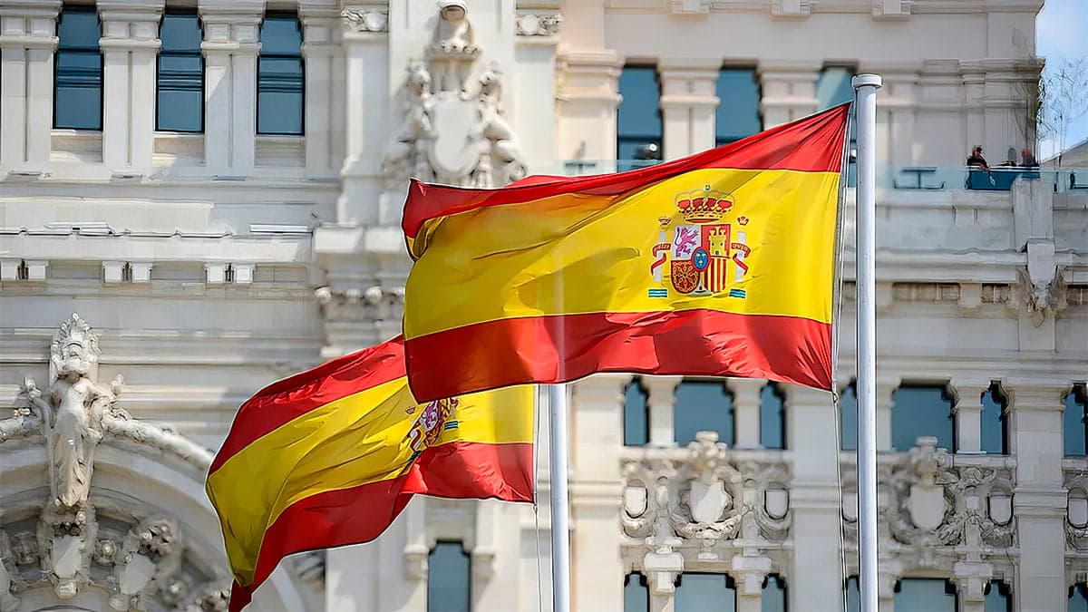 Spain's 17 autonomous communities sign joint document defending authority over land-based gambling