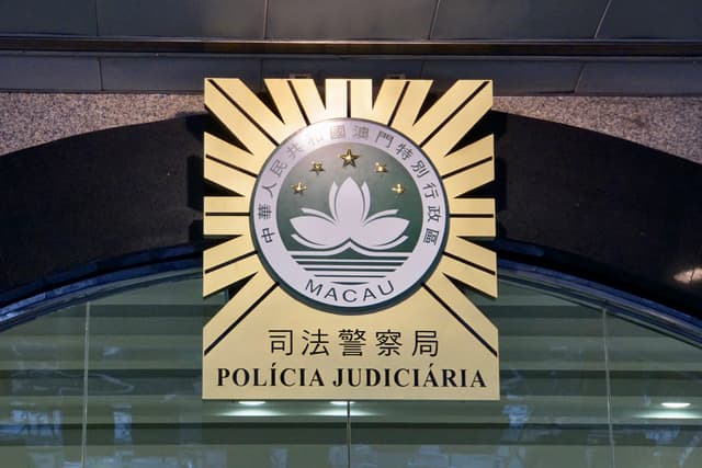 Macau police arrest man over livestreamed slot proxy betting