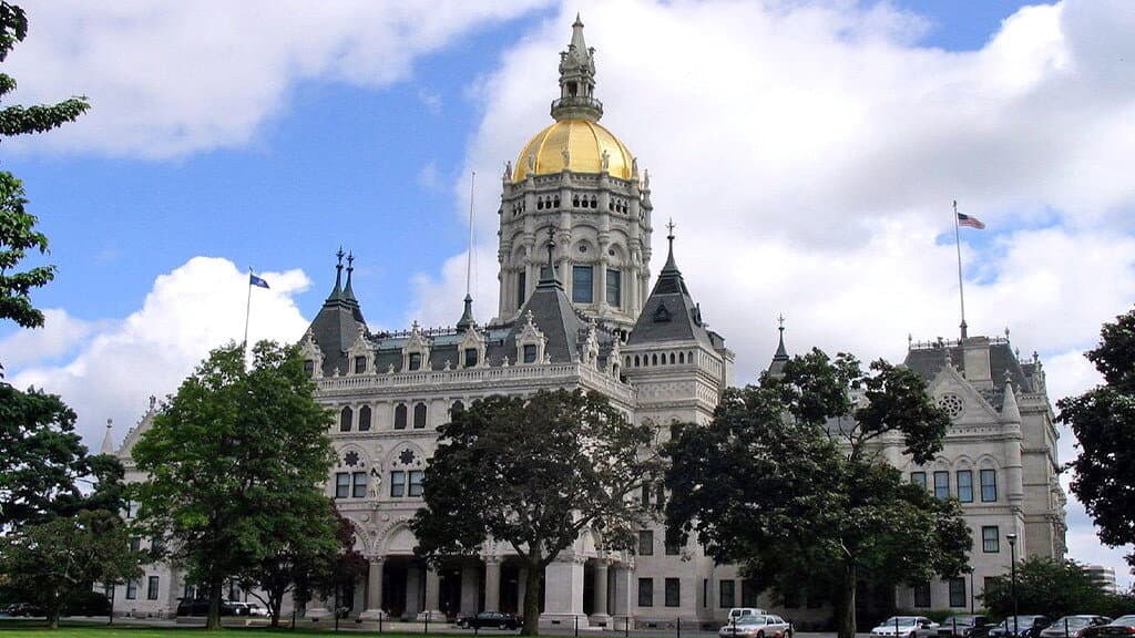 Underdog sues Connecticut over sports prediction-market crackdown