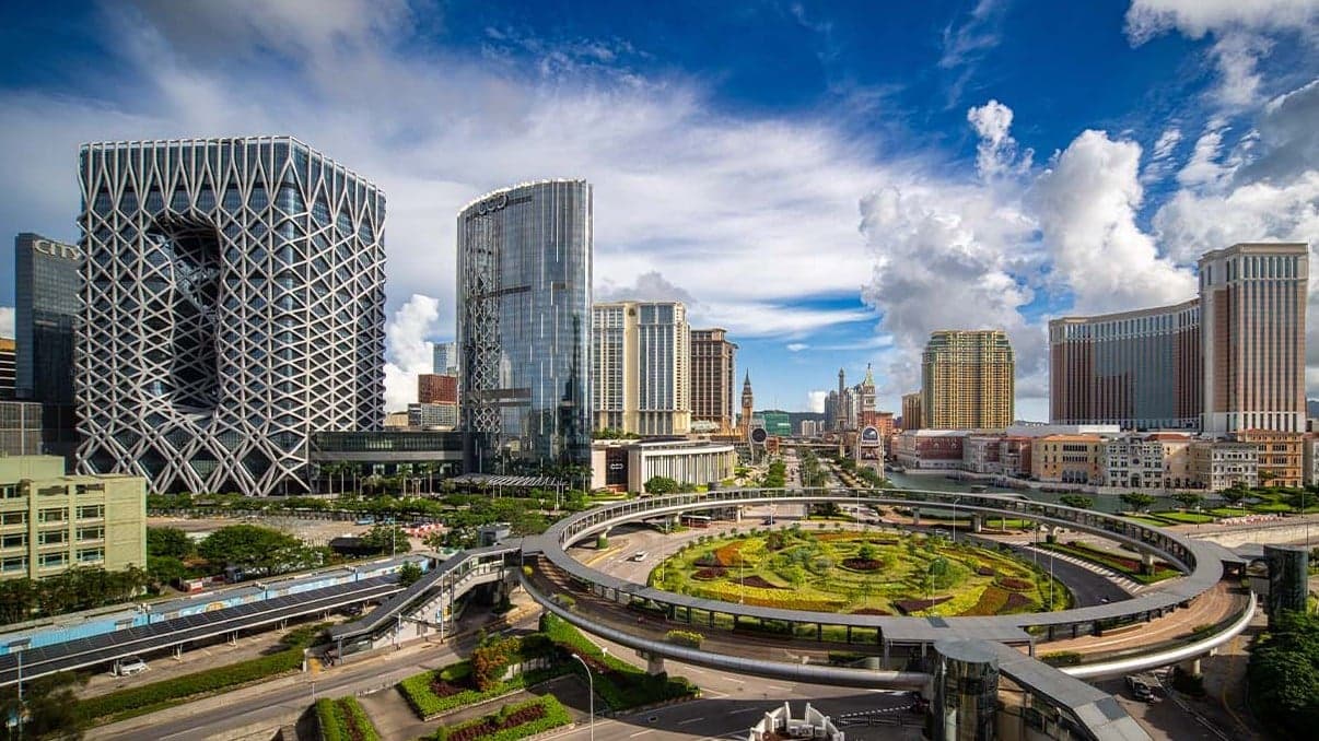 Macau casino revenue falls 1.2% to $2.71 billion in August, third monthly decline