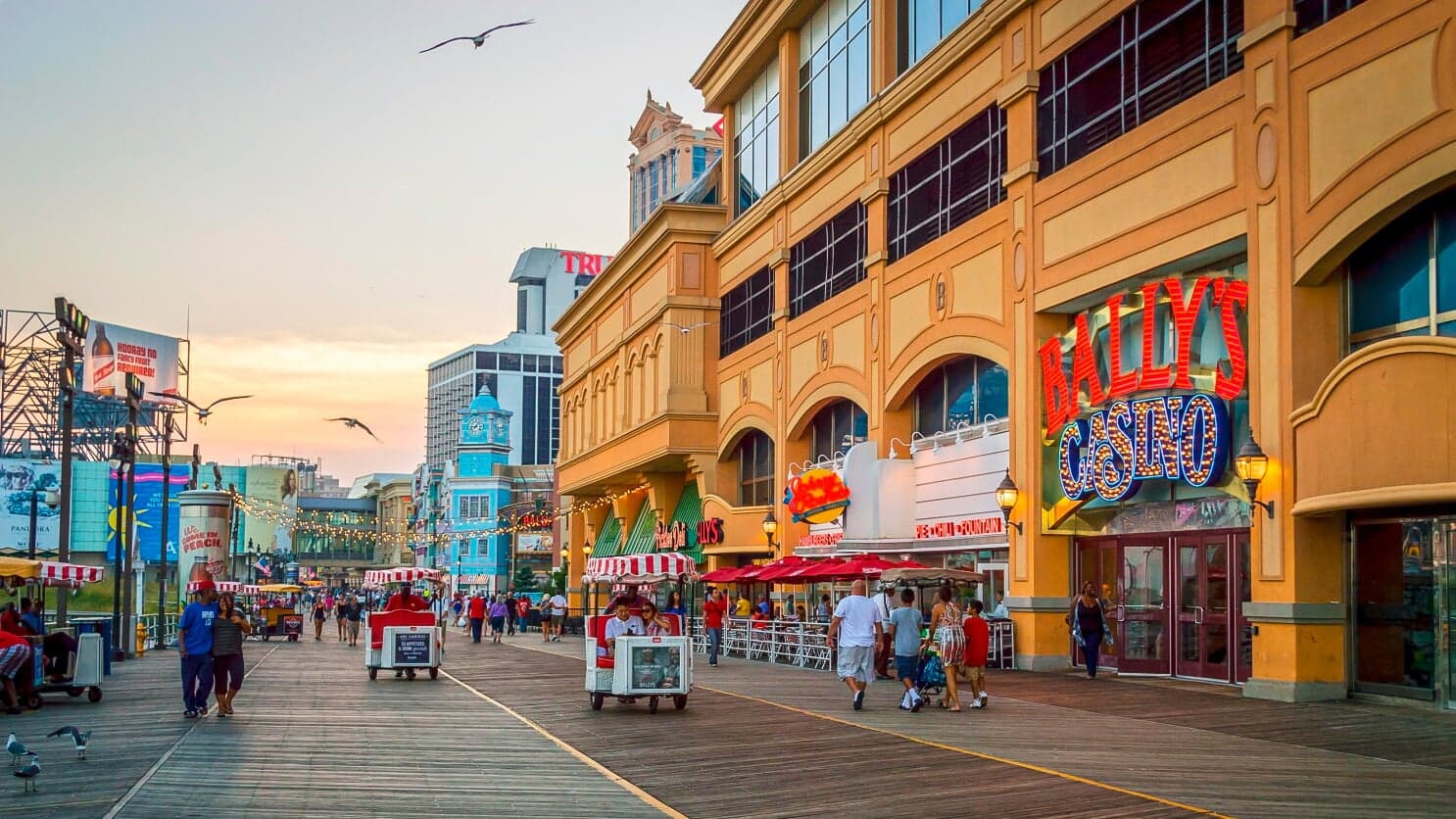 Atlantic City Casinos sign one-year union deals amid rising competition