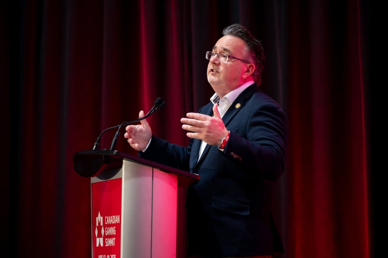 Alberta Minister Accuses BCLC Chair of Being ‘Disingenuous’